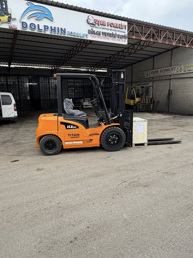 Forklift Galeri 13