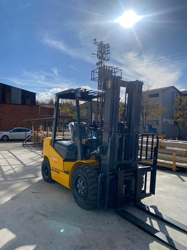 Forklift Galeri 9